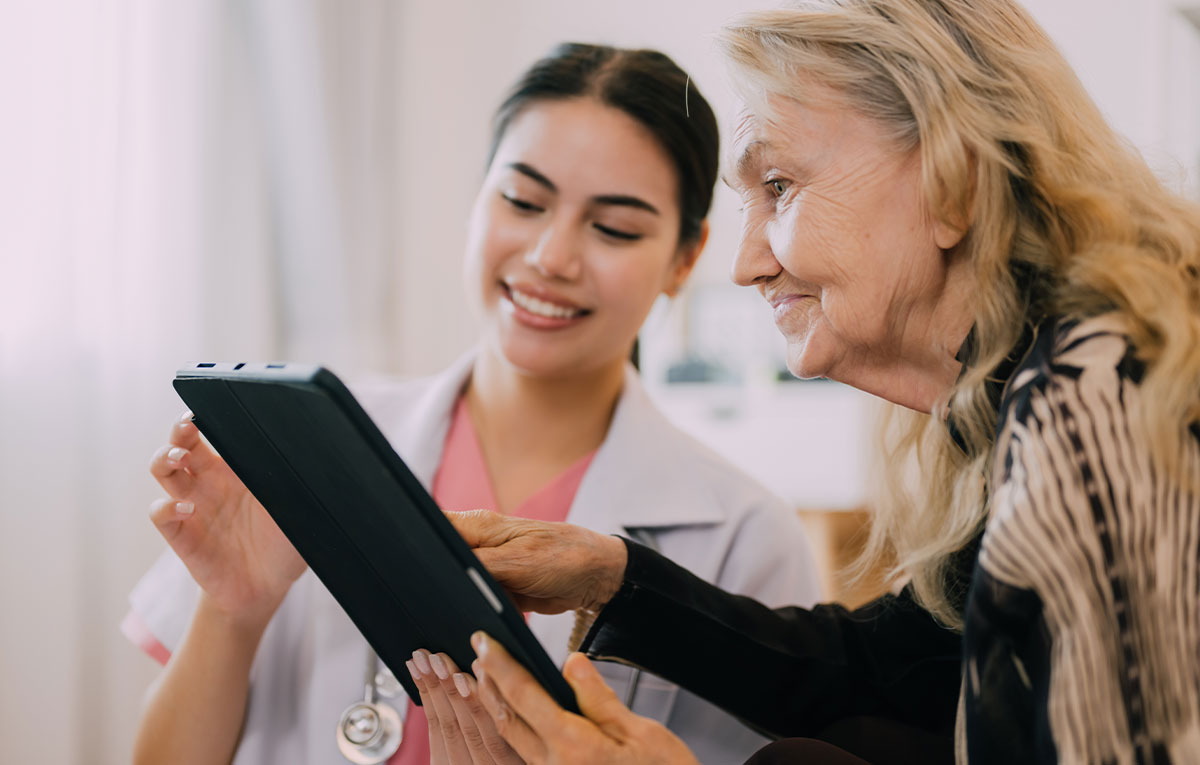 Pflegewissen für zuhause – Blogartikel rund um das Thema Pflege